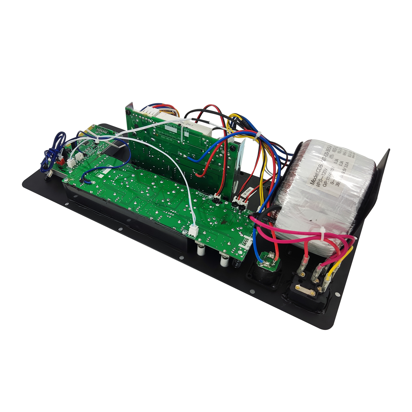 Amplificator pentru difuzoare multicanal clasa AB PL67